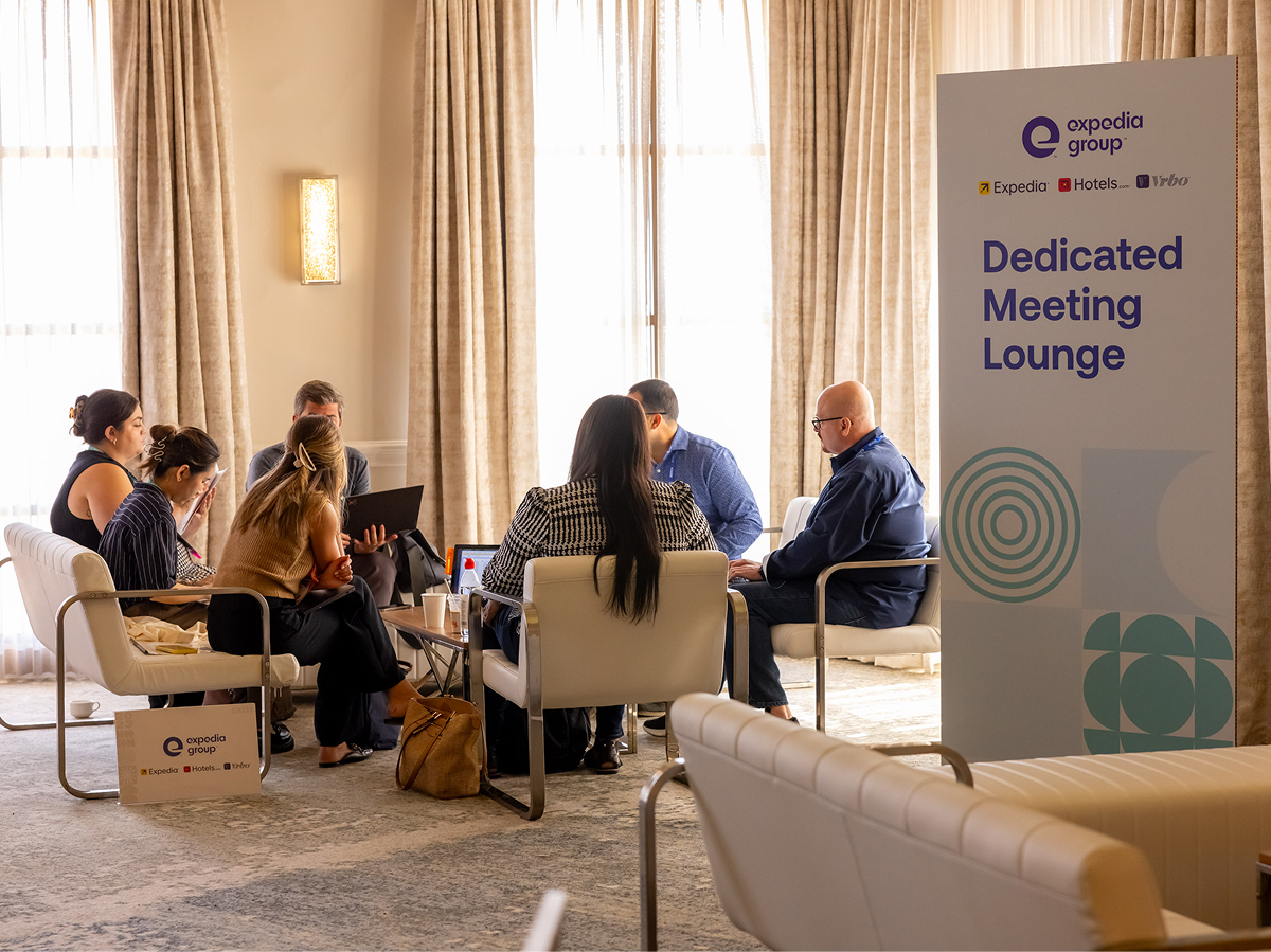 Dedicated meeting lounge