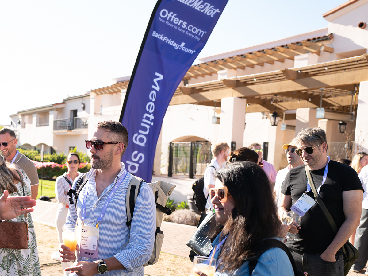 Oceanfront dedicated meeting lounge